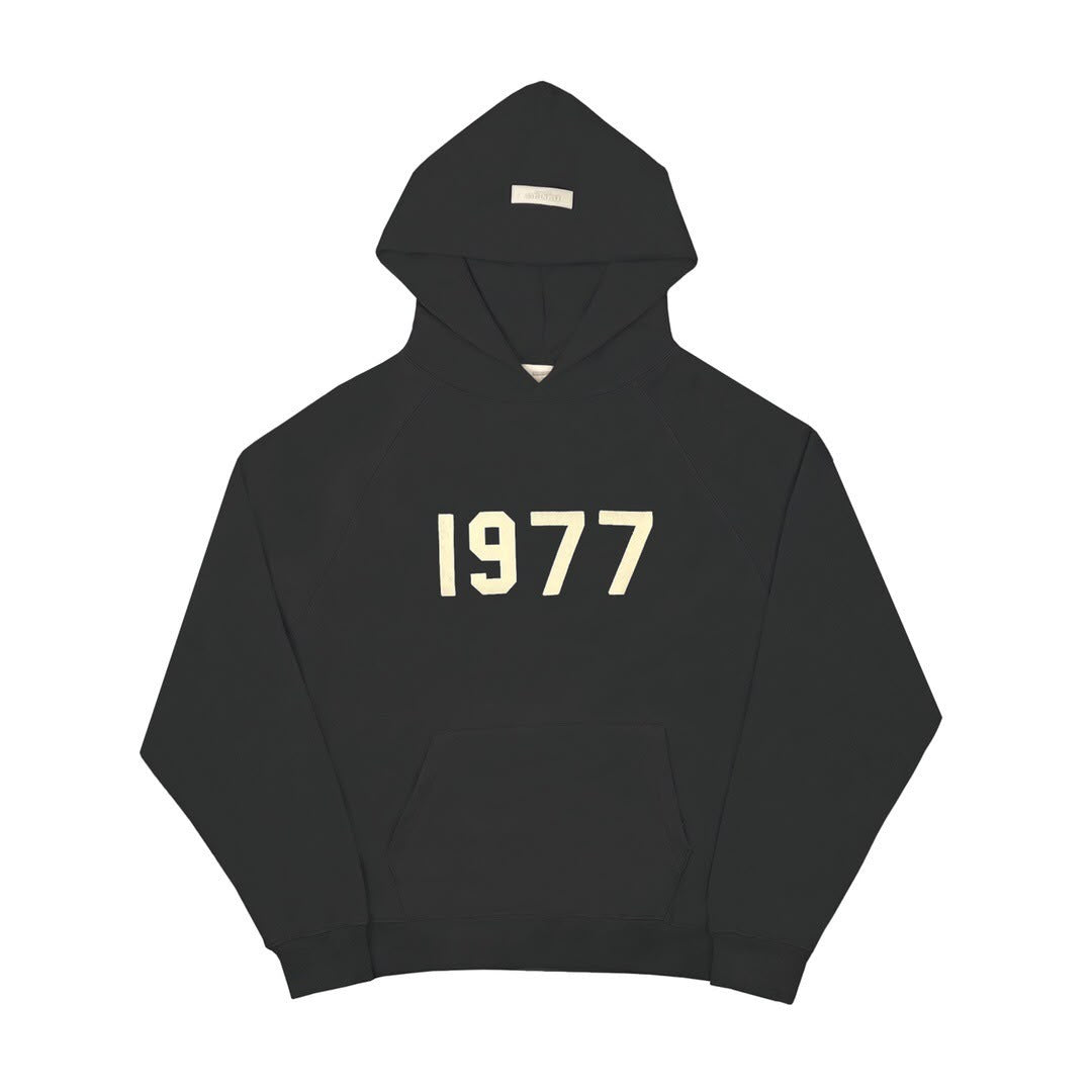 ESSENTIALS 001