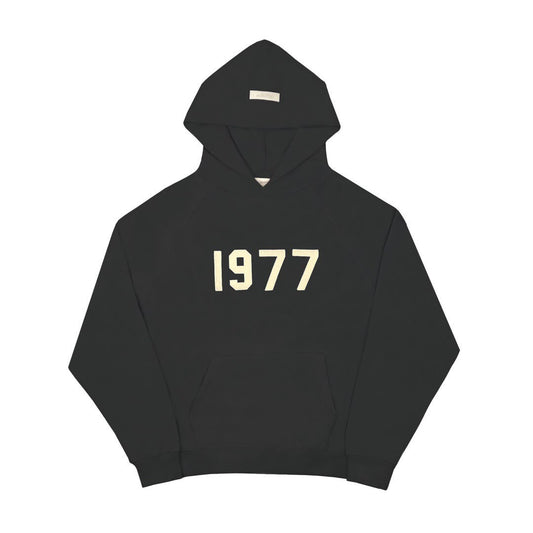 ESSENTIALS 001